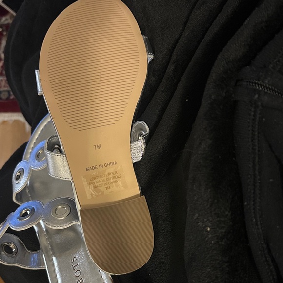 Talbots Camy Eyelet Metallic Silver leather slide Sandals size 7 - Picture 8 of 8